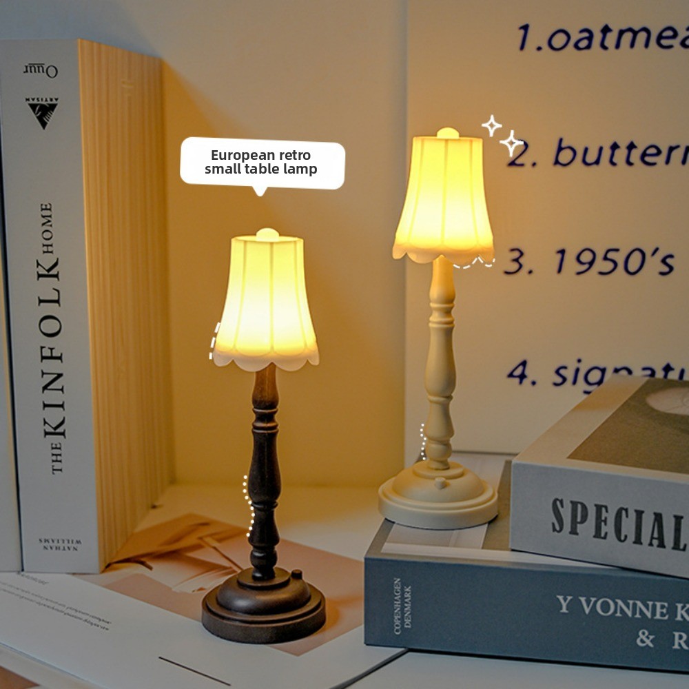 Desk Setup Vintage - Luce notturna a LED vintage -