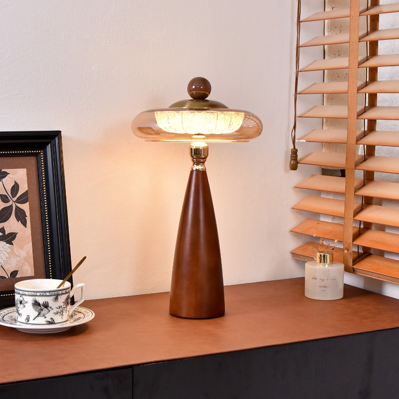 Lampada da Tavolo Vintage Amer - Desk Setup Vintage recensione e prezzo