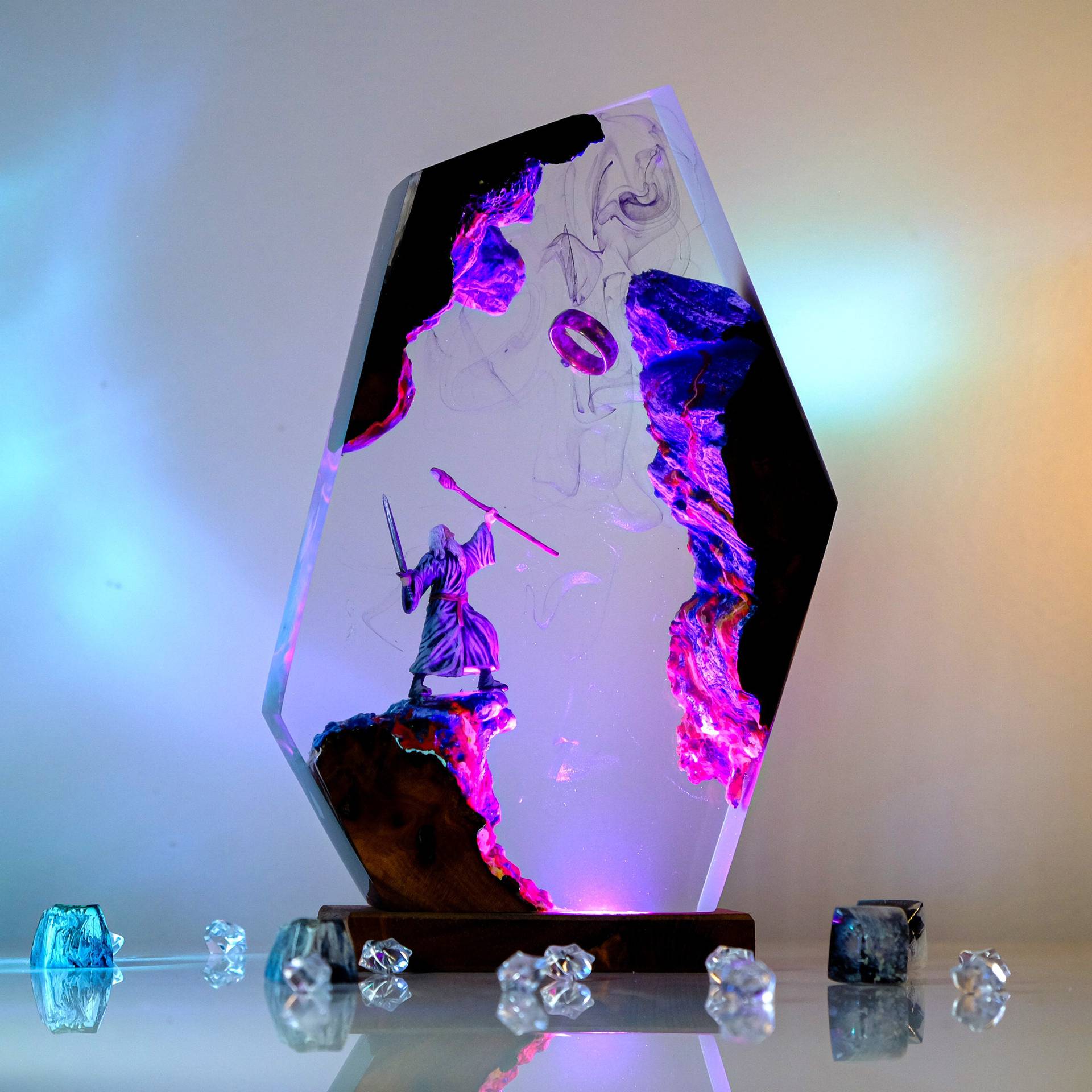 Lampada da Tavolo in Resina co - Desk Setup Equipment recensione e prezzo